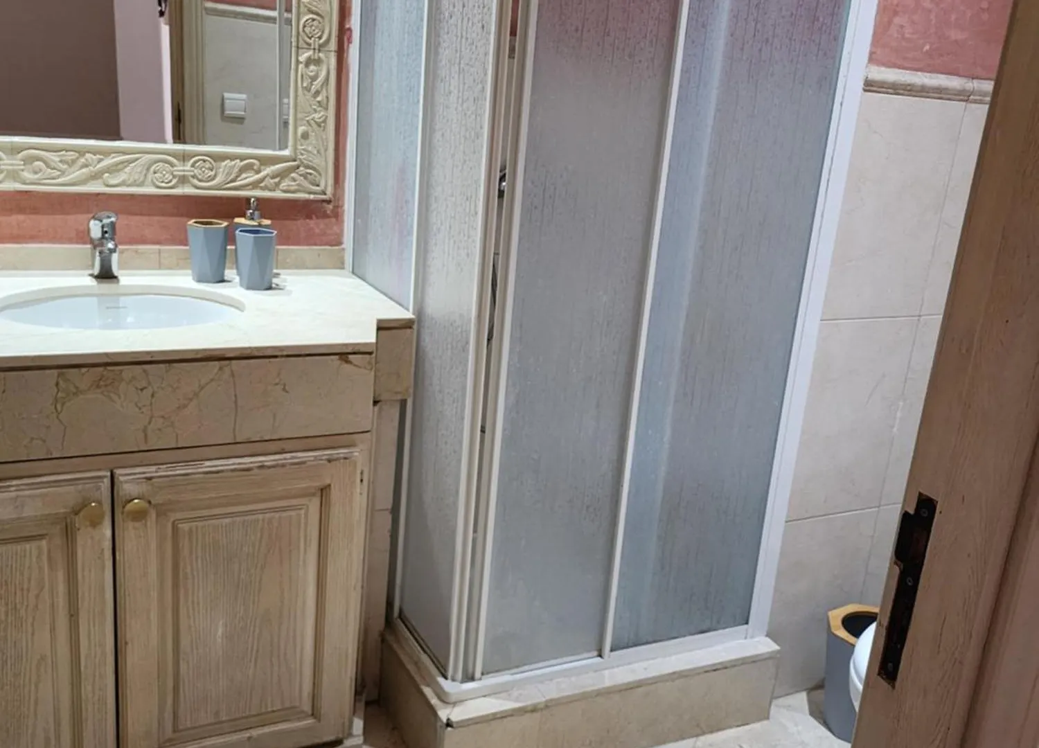 Number Nine Triangle D'Or By Ib Signature - Chic 3-Bedroom Family Apartment In Sought-After Area, 24 X7 Security - Self Check-In - Parking - City View With Terrace - Walk To Cafes! City Centre Casablanca Morocco