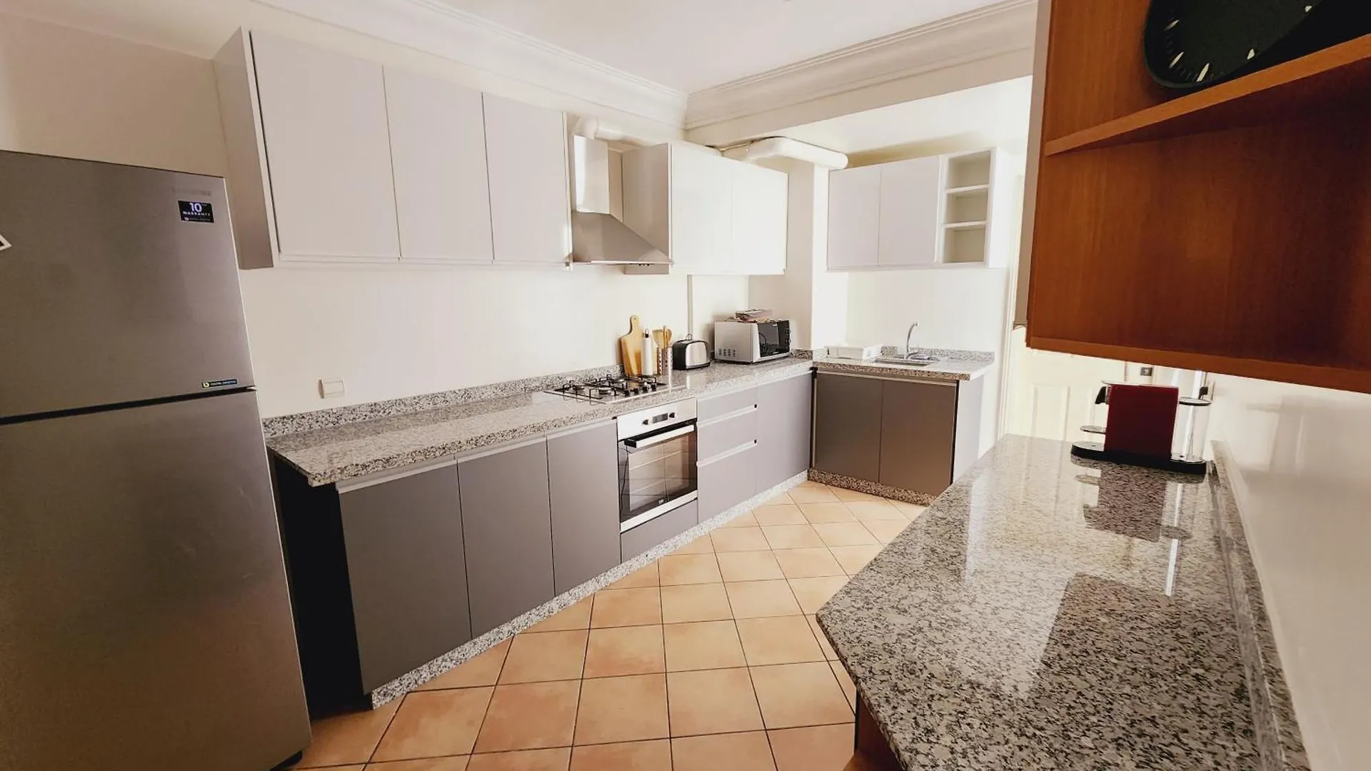 Number Nine Triangle D'Or By Ib Signature - Chic 3-Bedroom Family Apartment In Sought-After Area, 24 X7 Security - Self Check-In - Parking - City View With Terrace - Walk To Cafes! City Centre Casablanca 0*,  Morocco